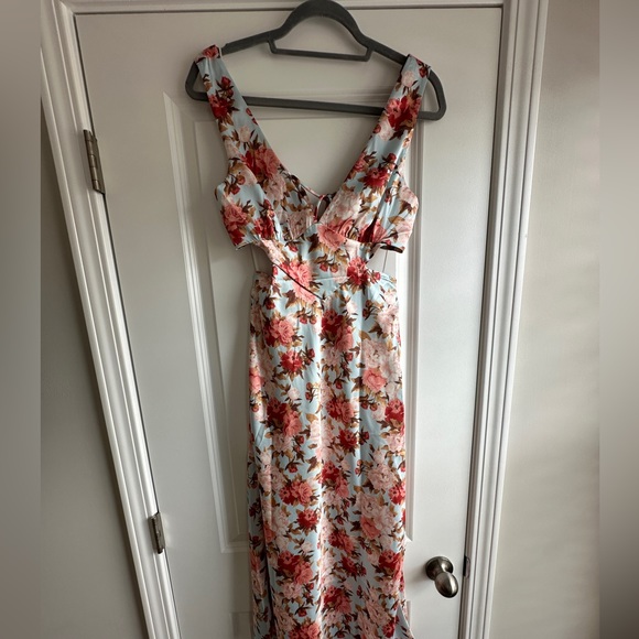 Hello Molly Dress - NEVER WORN! - Picture 4 of 6